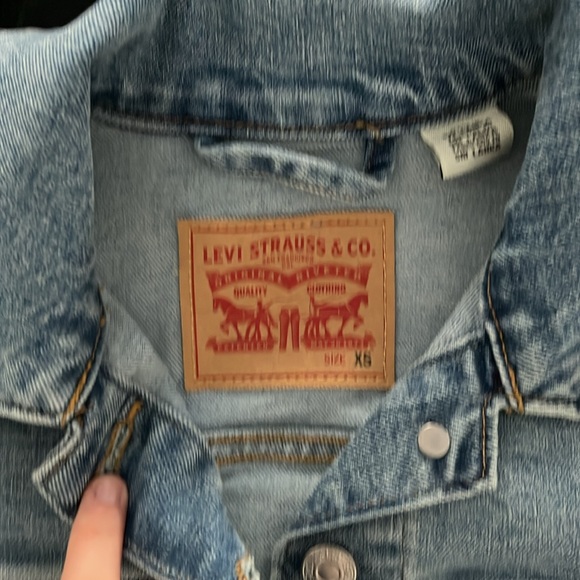 Levi’s Women’s XS Denim Jacket - Picture 2 of 5